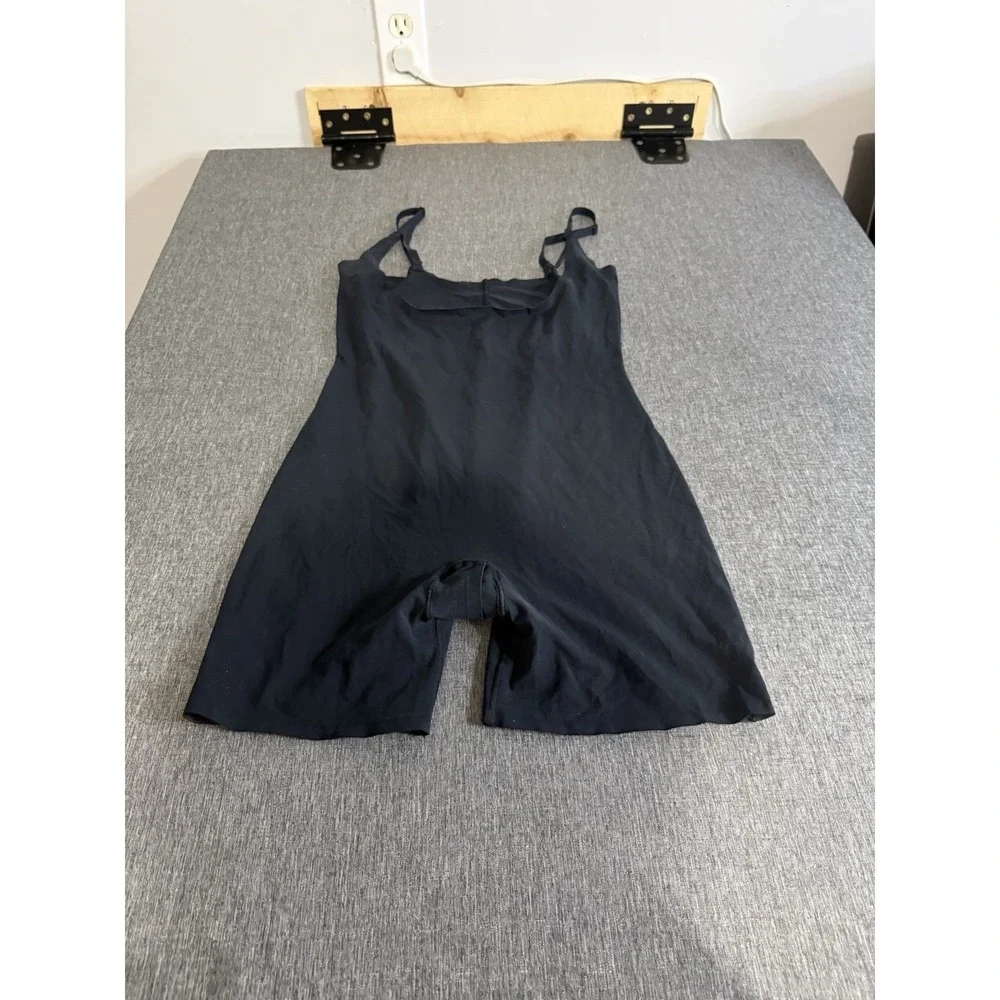 Wacoal Women's Black Shapewear Romper Sz L Style 802330